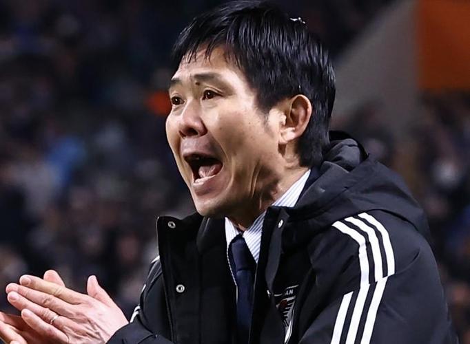 森保一：尽管巴拉圭两度领先但始终没放弃 双前锋进球鼓舞球队