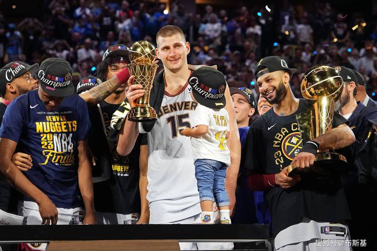 现役NBA体重榜：杨瀚森122公斤排第9 锡安&约基奇均第3 猜猜前2？