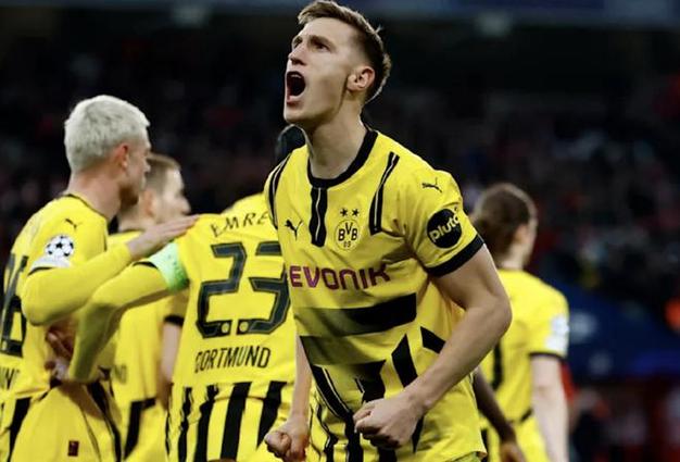 德媒：多特想留住施洛特贝克，但也有了和他续约失败的思想准备