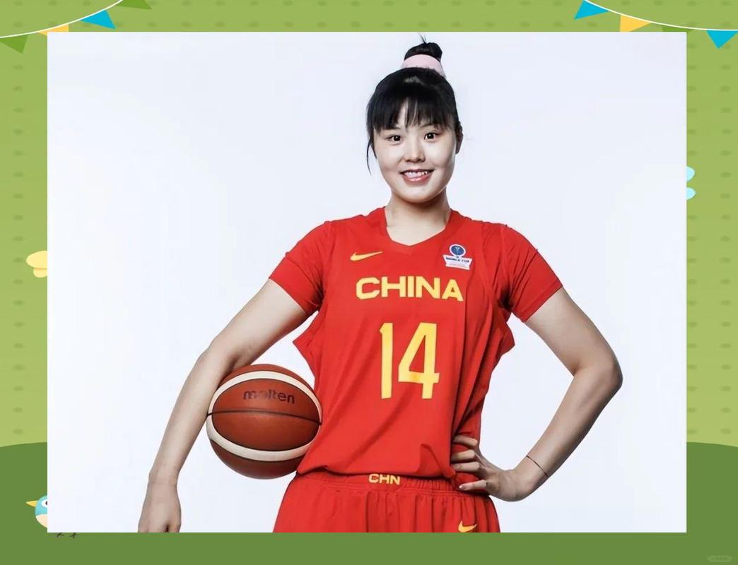 好久不见！李月汝晒照：来澳门看展啦 尤其爱那个篮球主题区域