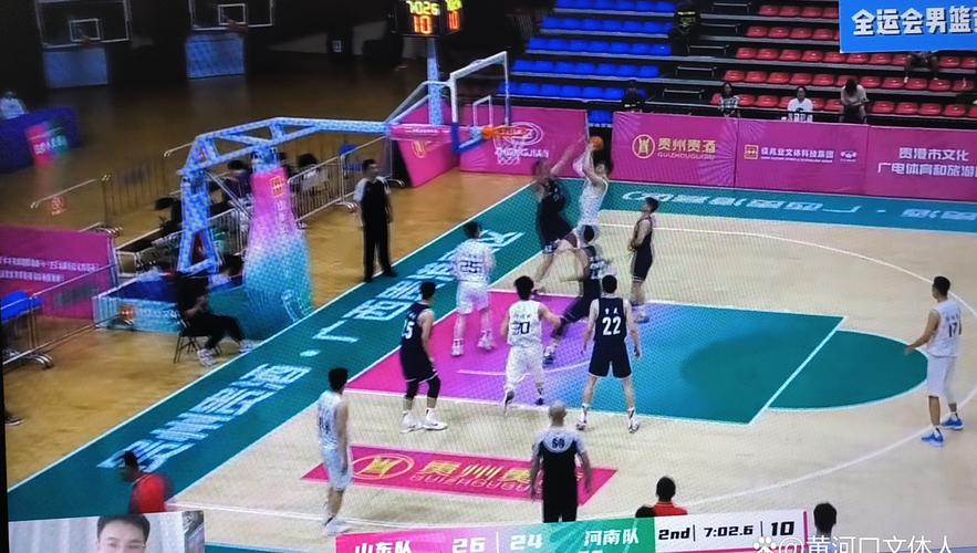 全运男篮热身赛：廖三宁12分、张才仁17分 北京轻取山东