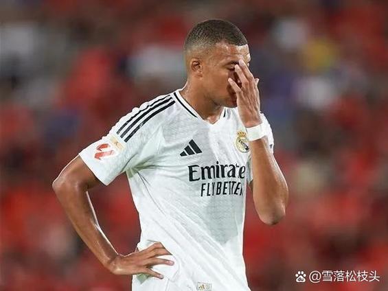 巴萨vs奥林匹亚科斯裁判名单：瑞士裁判乌尔斯-施尼德执法