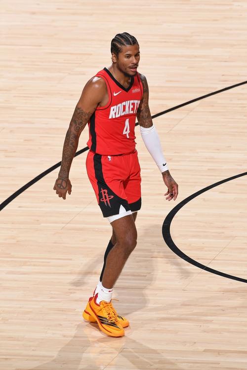 生涯场均2.9分1.4板！Scotto：鹈鹕后卫杰登-斯普林格成功留队