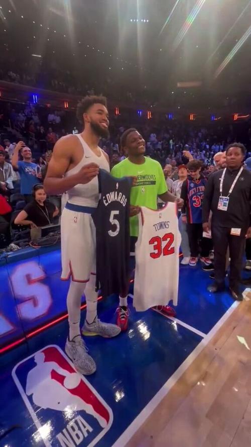 爱德华兹揭幕战砍41分创队史纪录 此前为唐斯的36分