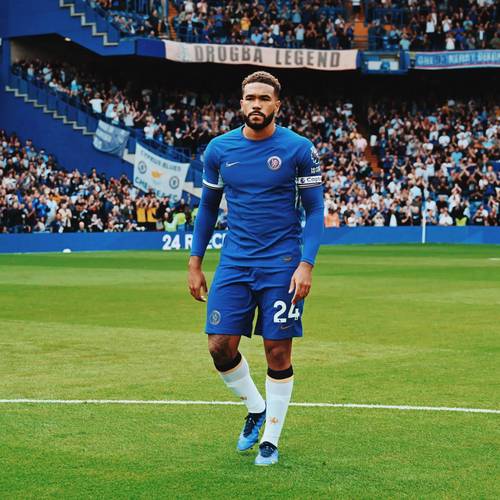 马雷斯卡谈詹姆斯打后腰：预计对方会屯重兵在中场，需要更多对抗