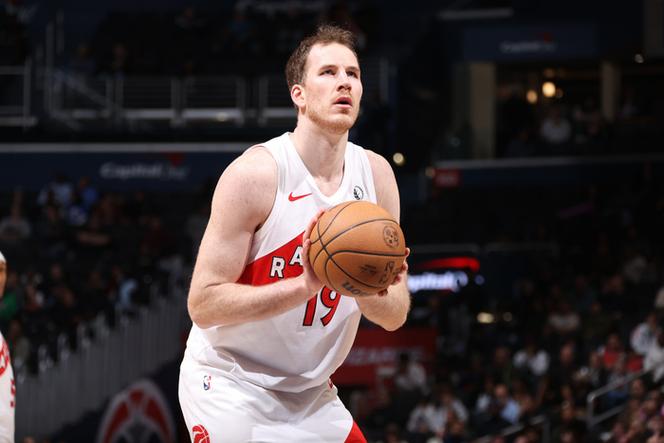 缺席了3场！猛龙迎战雄鹿！珀尔特尔复出&有出场时间限制