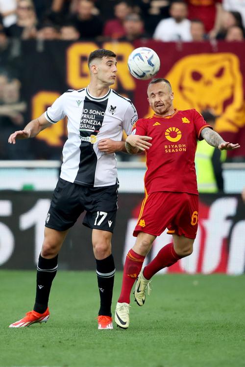 罗马vs乌迪内斯首发：多夫比克、佩莱格里尼先发，苏莱、科内出战