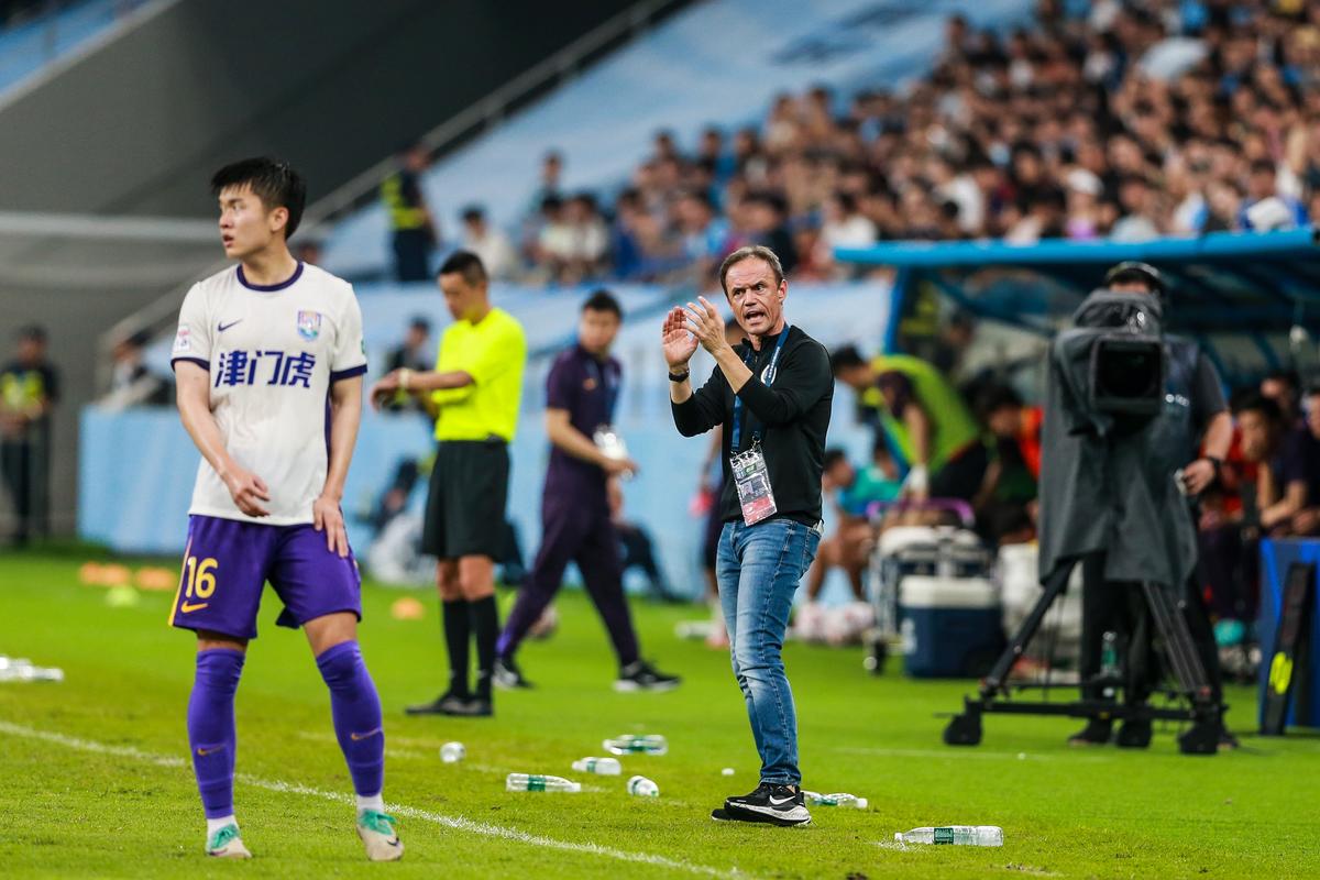 深圳新鹏城官方：中超收官战球票定价全场60元，今日18点开售