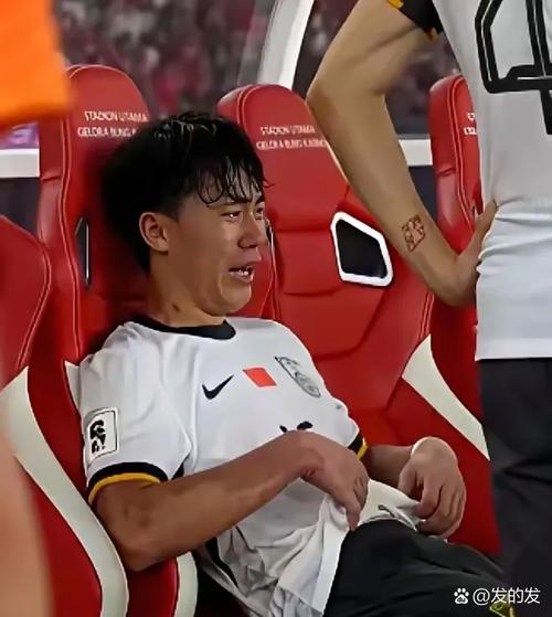 王博：球员可能是压力有点过重了 我们太想赢 背上包袱