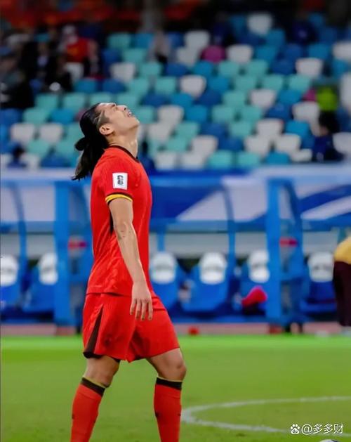 上海全运女足后防送大礼！韩旋爆射破门，江苏全运女足1-1扳平