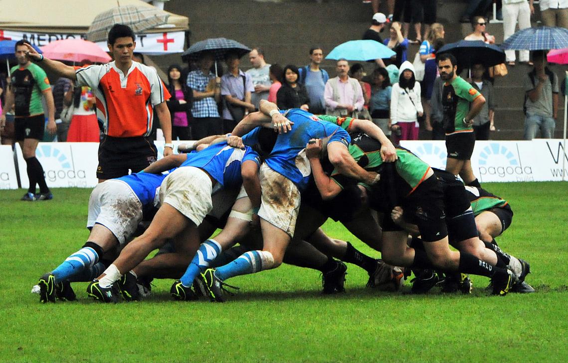 给男队打个样？巴萨女足4-0皇马女足，此前巴萨男足、男篮均输球