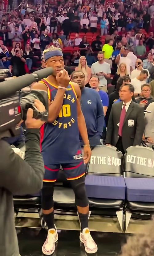 皮尔斯：巴特勒再回迈阿密球迷可能会鼓掌 他把巅峰留在了热火