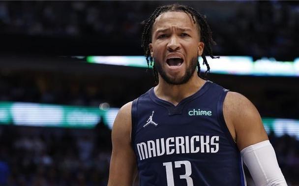 名记：哈里森将球队放走布伦森&签伍德等操作责任归咎于库班