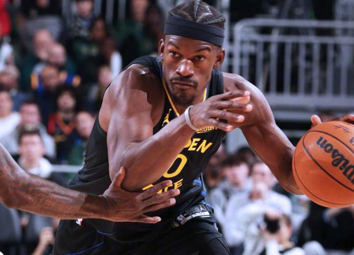 末节14分！乌度卡：阿隆·霍勒迪时刻准备着 有他是一种奢侈