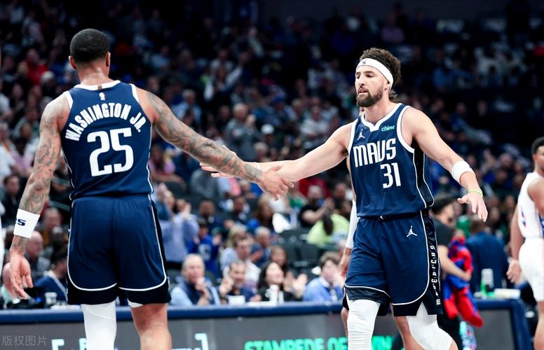 解说：独行侠输得太抽象 纽约最后6罚给机会&布威进攻犯规好新奇