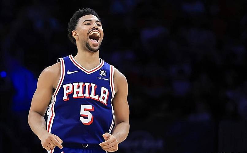 高效替补！格莱姆斯15投7中&罚球3中3 得到21分2板2助2断