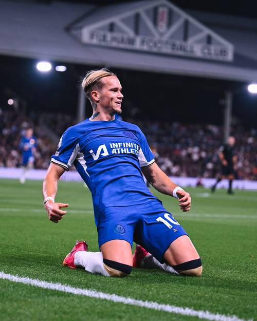 稳稳拿下？切尔西近10次客战伯恩利9胜1平，已取得客场6连胜