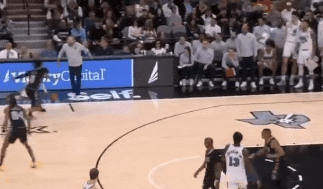 三连胜！凯尔登：主场气氛不可思议 我们拥有全联盟最棒的球迷