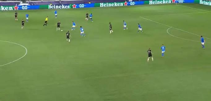 德媒预测拜仁首发：杰克逊中锋、凯恩前腰，磁鸡组合双后腰