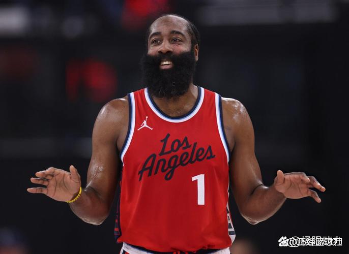 哈登狂砍55分！马克西发推致敬：登哥冷酷无敌🤦🏾‍♂️🧊