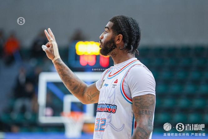 鲁媒：珀塞尔到队 山东男篮三外援齐了