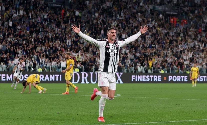 斯帕莱蒂执教尤文前4场有3场平局，是近95年来队史第2人