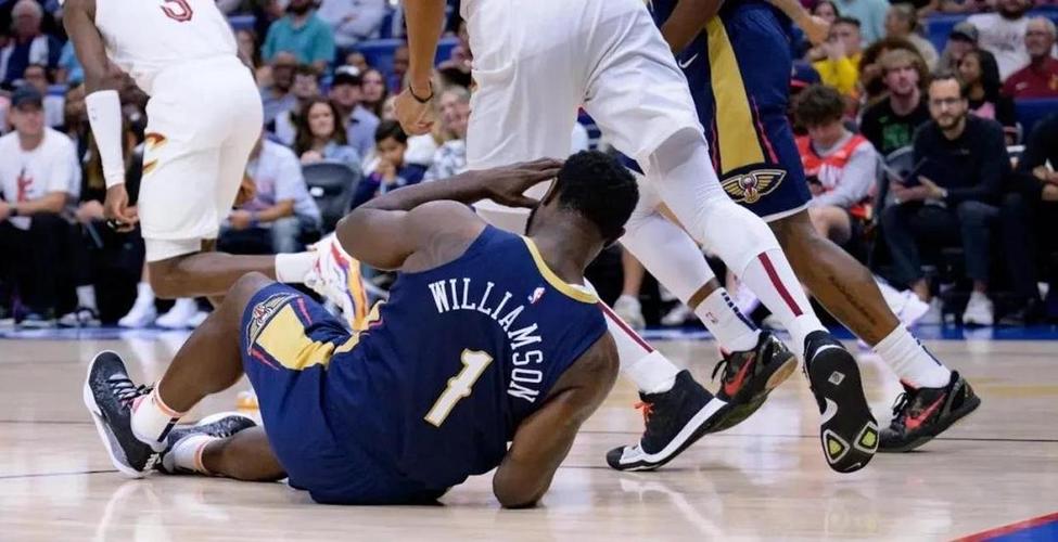 背靠背第二战轮休！鹈鹕官方：锡安将缺席今天对阵老鹰的比赛