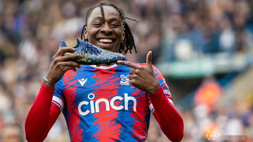 本赛季枪手参与进球榜：特罗萨德10球居首，赖斯、埃泽各7球