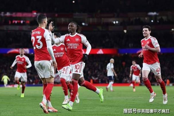 7天3考！阿森纳双线大考开启：今晚伦敦德比+连打欧冠第1英超第2