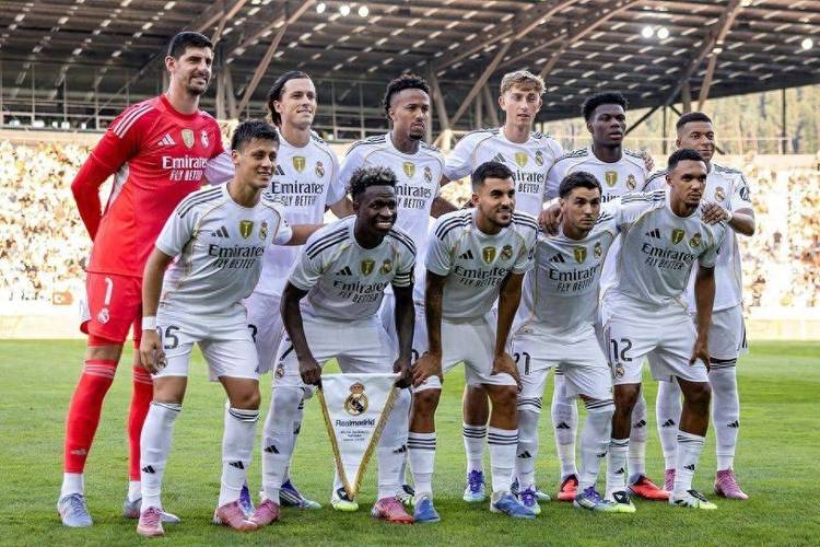 阿斯报预测皇马首发阵容：姆巴佩、阿诺德在列，巴尔韦德回归前场