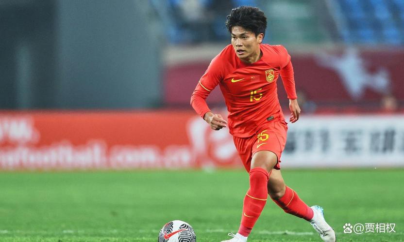 蒯纪闻：没想到生涯第一年就能拿冠军；未来海港队是非常有希望的