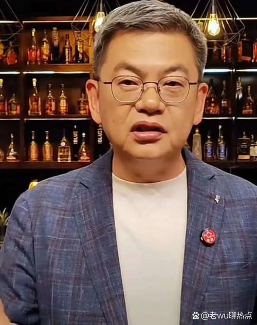 苏群：保罗和快船今年合作更多是形象工程 对实力增减无实际影响