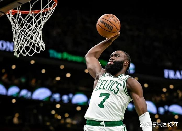 无懈可击！凯尔特人全队仅5次失误 追平球队赛季最低失误数纪录