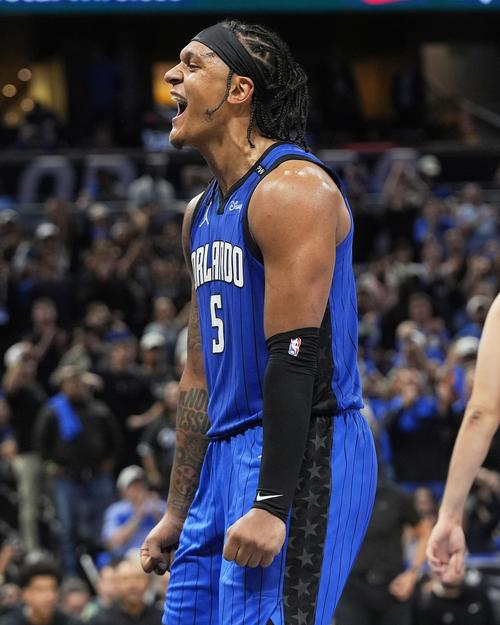 放松得太早了！小理查德森追身三分再进 魔术9-0打停凯尔特人！