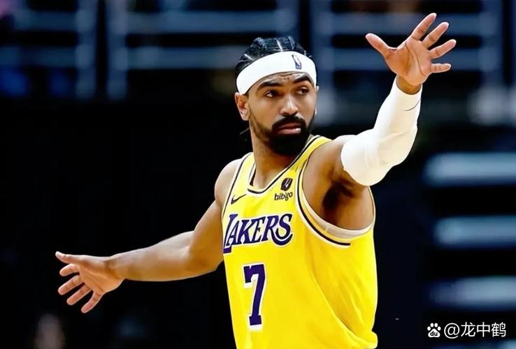 无新增伤病!明日洛城德比快船vs湖人 小卡能打&博格丹出战成疑