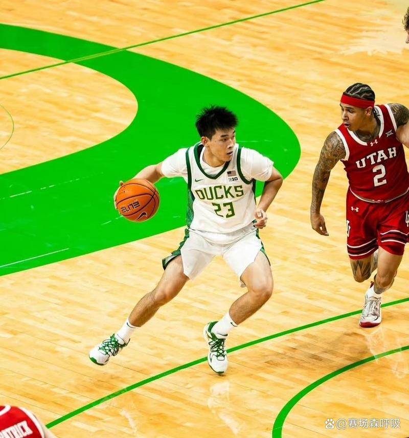 招牌跳投！林葳命中NCAA生涯首记三分球！