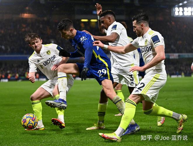 补时八分钟！文莱门将上半场屡次倒地，裁判给了8分钟补时