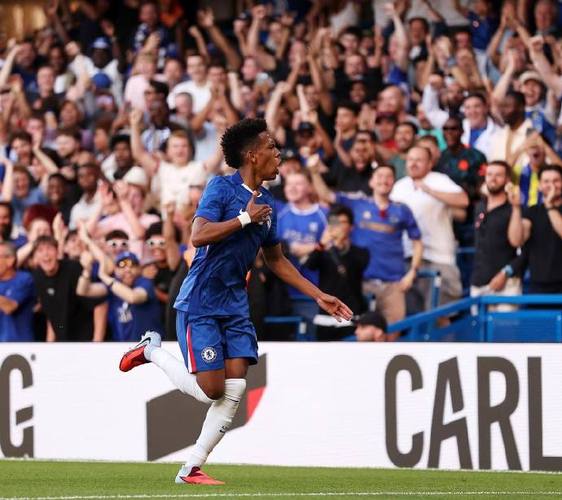 亨利：埃斯特旺整场不断地向对手发起冲击，他让我想起了吉格斯