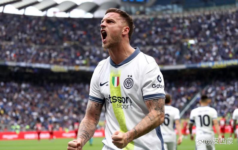 罗马诺：迈尼昂续约去年就已完全停滞，国米并没有实质性接触球员