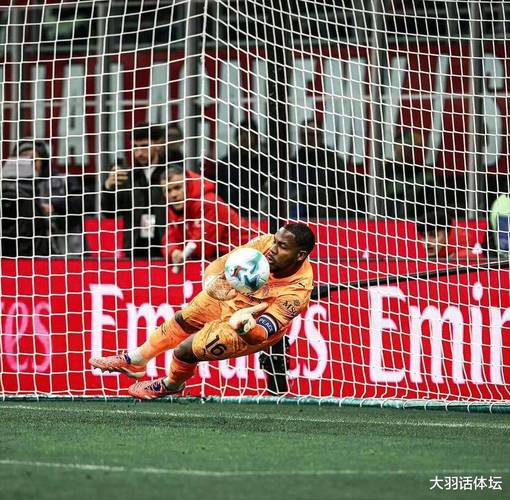 卡佩罗：米兰前场还缺正印中锋 球队最大的问题是踢弱队掉以轻心