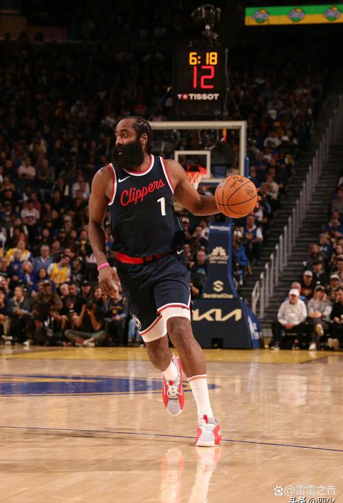 铁林：快船这赛季会给雷霆拿前5顺位 哈登也37了随时可能受伤