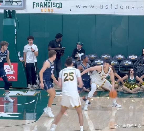 🤩生涯首次得分上双！王俊杰三分6中3砍13分赛季新高！