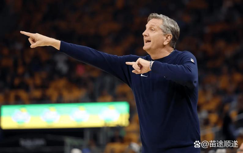 中规中矩！戈贝尔3中1&罚球8中3拿5分12板3助 送出3次封盖