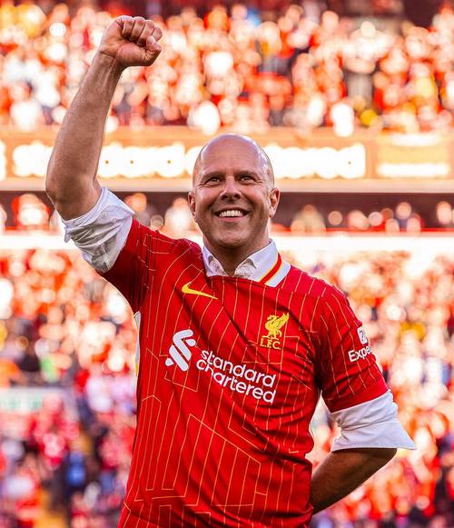 荷媒：如果利物浦解雇斯洛特，买断他的合同将需要花费1000万英镑