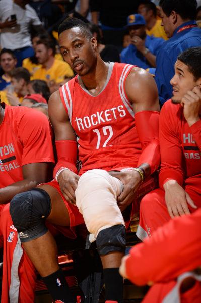 全市场：艾纳维左膝扭伤、科内右脚踝扭伤，罗马目标下轮联赛回归