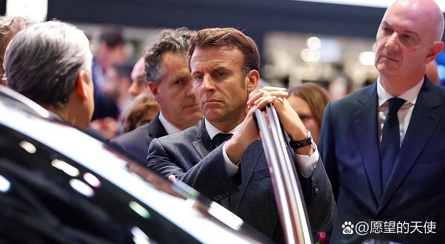 法尔克：赫内斯很欣赏施洛特贝克，但只有于帕离队拜仁才可能签他