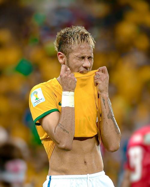 128场79球停滞2年多…内马尔上次为巴西出战是23年10月，重伤下场