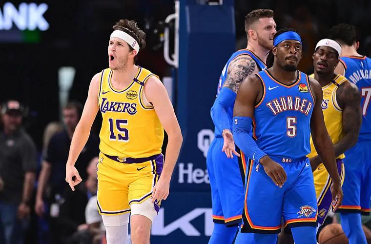 🔥NBA杯赛东部4进2对阵:魔术vs热火!猛龙vs尼克斯!