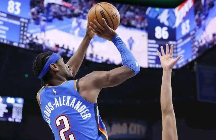 太阳主帅谈防亚历山大:必须让他远离罚球线&无论如何都得想办法