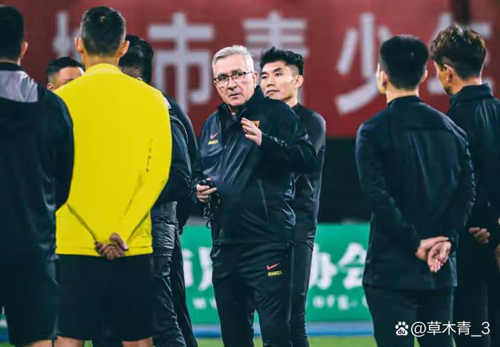 谢晋、张旭尧谈亚洲杯预选赛最后一场比赛：全力以赴把比赛拿下